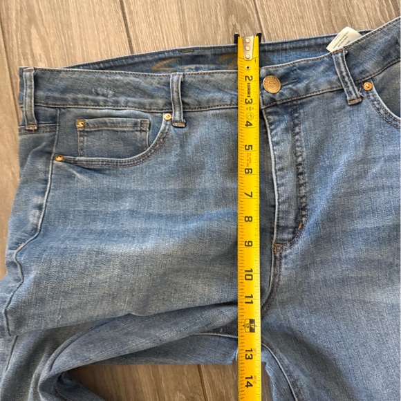 Seven 7|Women's Blue skinny Jeans in size 16•••Plus size closet staple,raw hem- - Picture 13 of 13